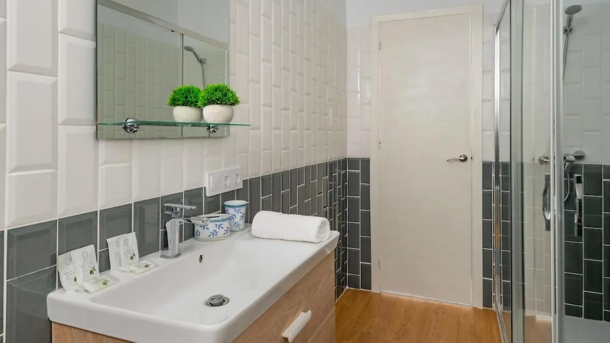 Seabreezegetaway Oldtownliving Apartment Fuengirola